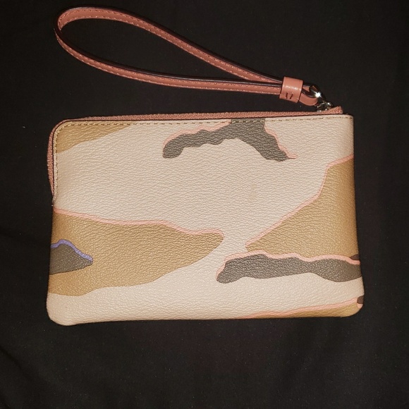 Coach Camo Wristlet - Picture 3 of 3